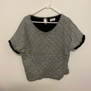 Lou & Grey quilted top large